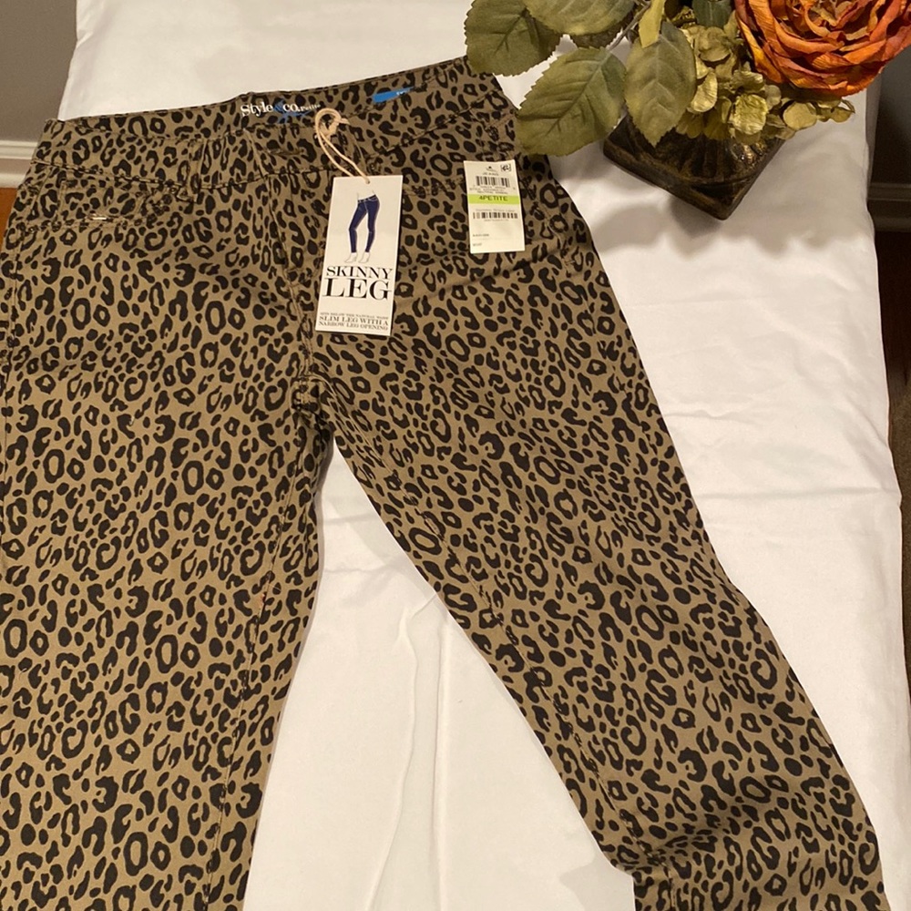 Style and Company jeans petite skinny leg